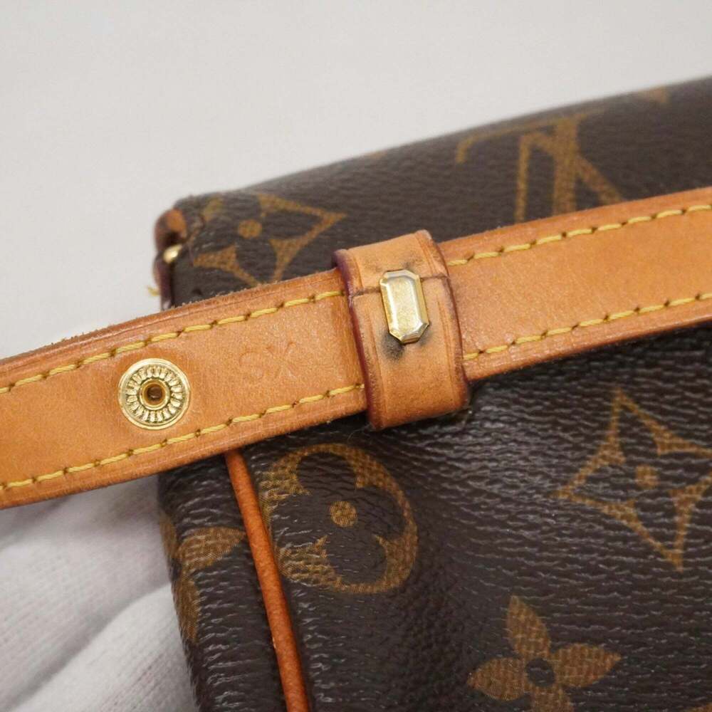 LOUIS VUITTON Brown Monogram Pochette Fanny Pack - Picture 12 of 13